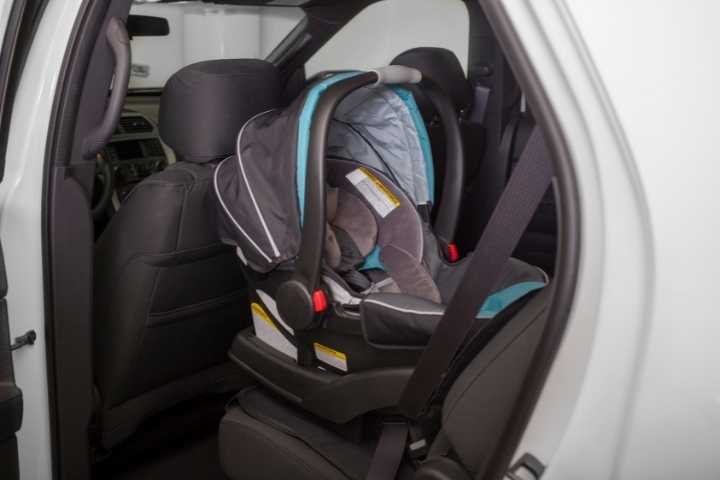 bebê conforto instalado